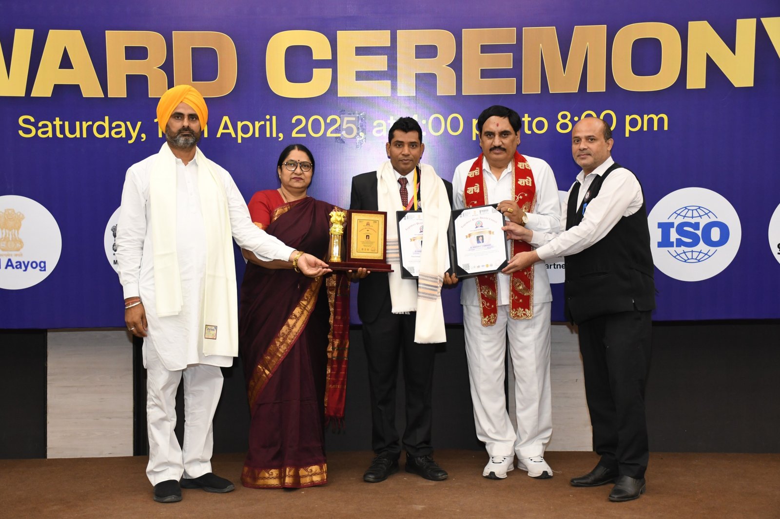 Cuckoo in the Vineyard: A Brave New Memoir on Surviving Bipolar Disorder by Deepi