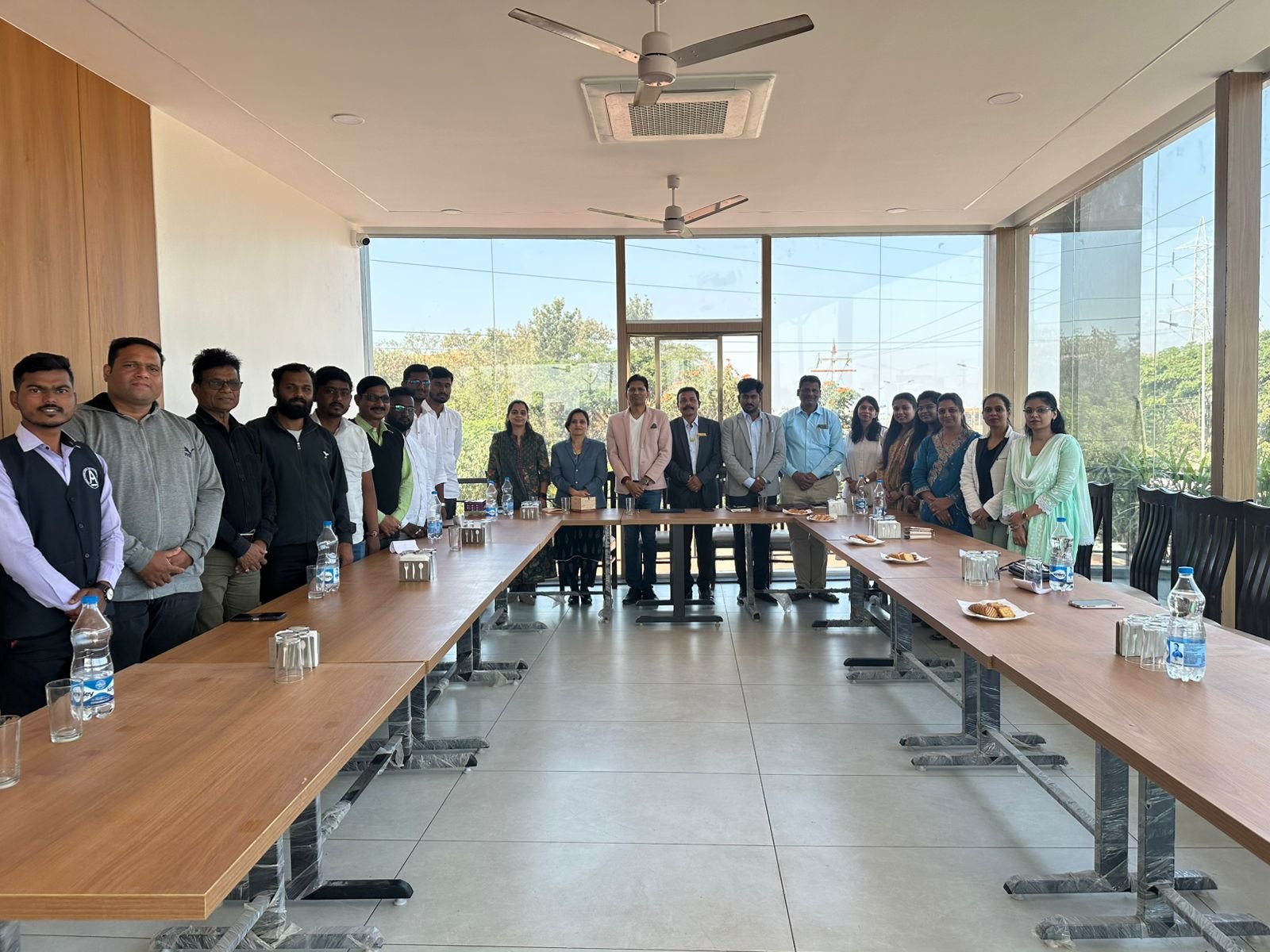 Islampur’s Smita Dubal Gains Recognition at Prestigious Shopping & Food Festival